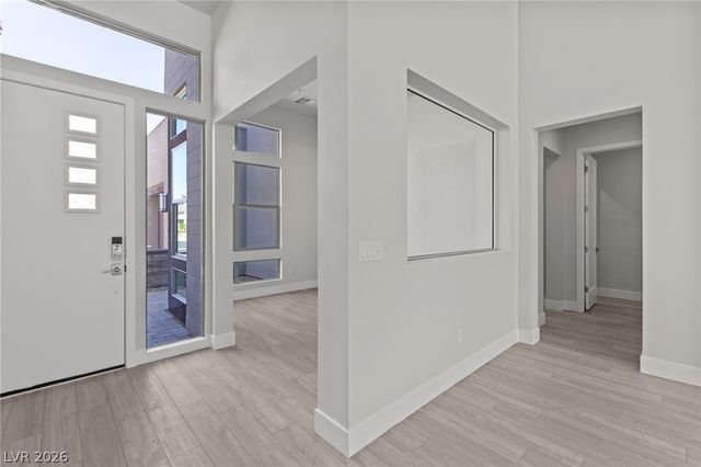 10241 Kirkwood Gaps Avenue, Las Vegas, NV 89135