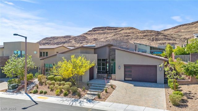 10241 Kirkwood Gaps Avenue, Las Vegas, NV 89135