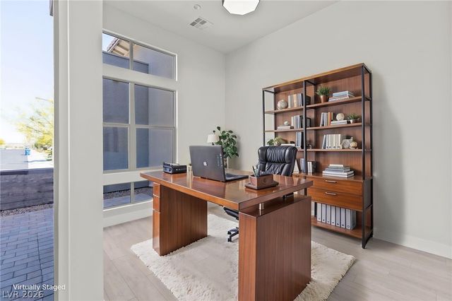 10241 Kirkwood Gaps Avenue, Las Vegas, NV 89135