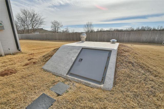 18444 Posse Trail, Norman, OK 73072