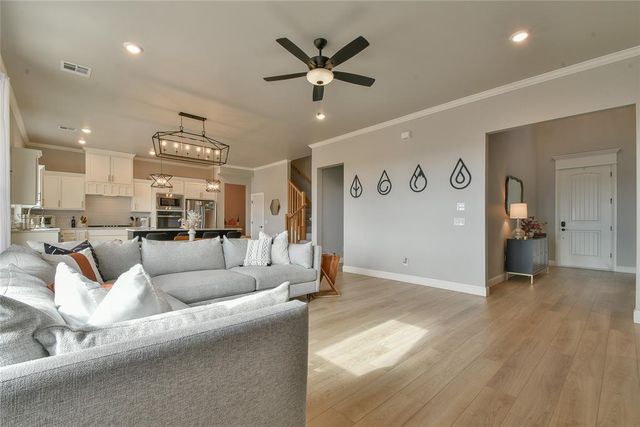 18444 Posse Trail, Norman, OK 73072