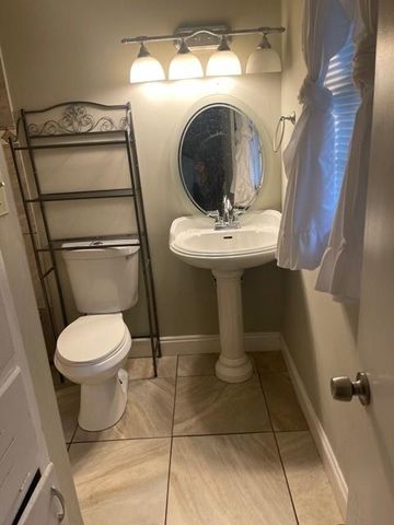 113 Vanderbilt Drive, Mobile, AL 36608