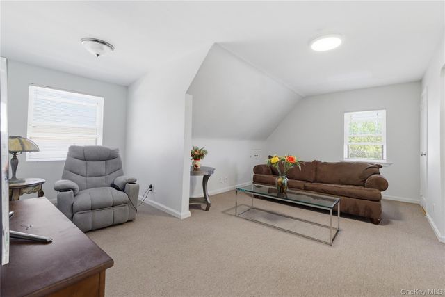 57 Island Parkway, Island Park, NY 11558
