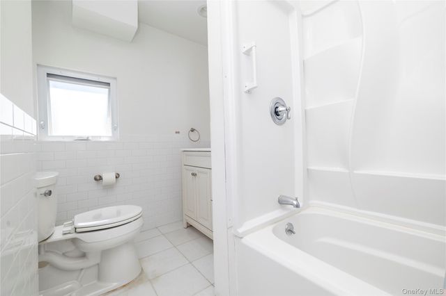 57 Island Parkway, Island Park, NY 11558