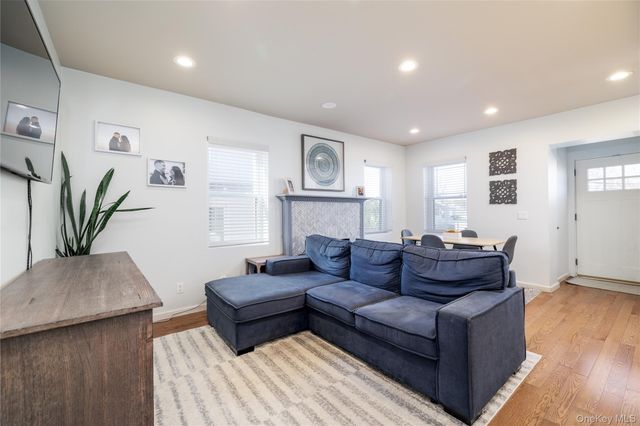 57 Island Parkway, Island Park, NY 11558
