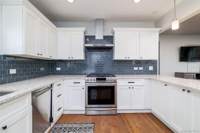 57 Island Parkway, Island Park, NY 11558