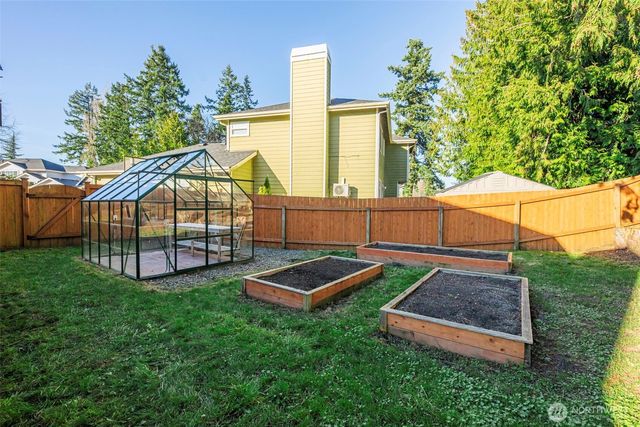 649 Washington Place SW, Mukilteo, WA 98275