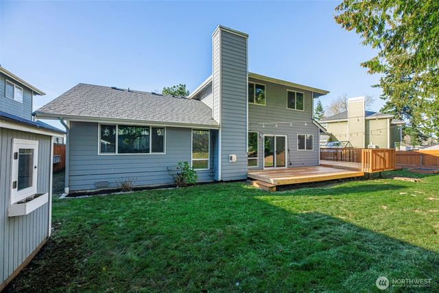 649 Washington Place SW, Mukilteo, WA 98275