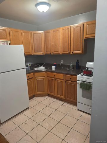 476 Ralph Avenue, Brooklyn, NY 11233