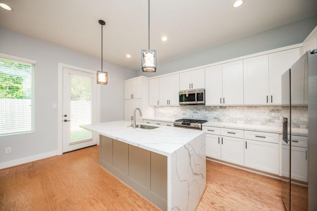 1860 W Tidwell Road, Houston, TX 77091