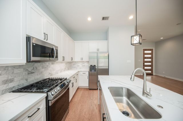 1860 W Tidwell Road, Houston, TX 77091