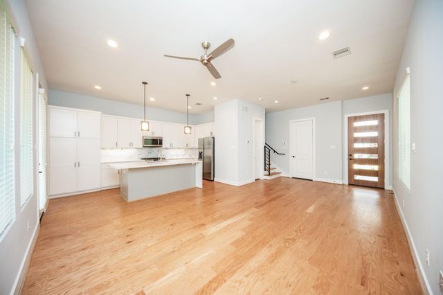 1860 W Tidwell Road, Houston, TX 77091