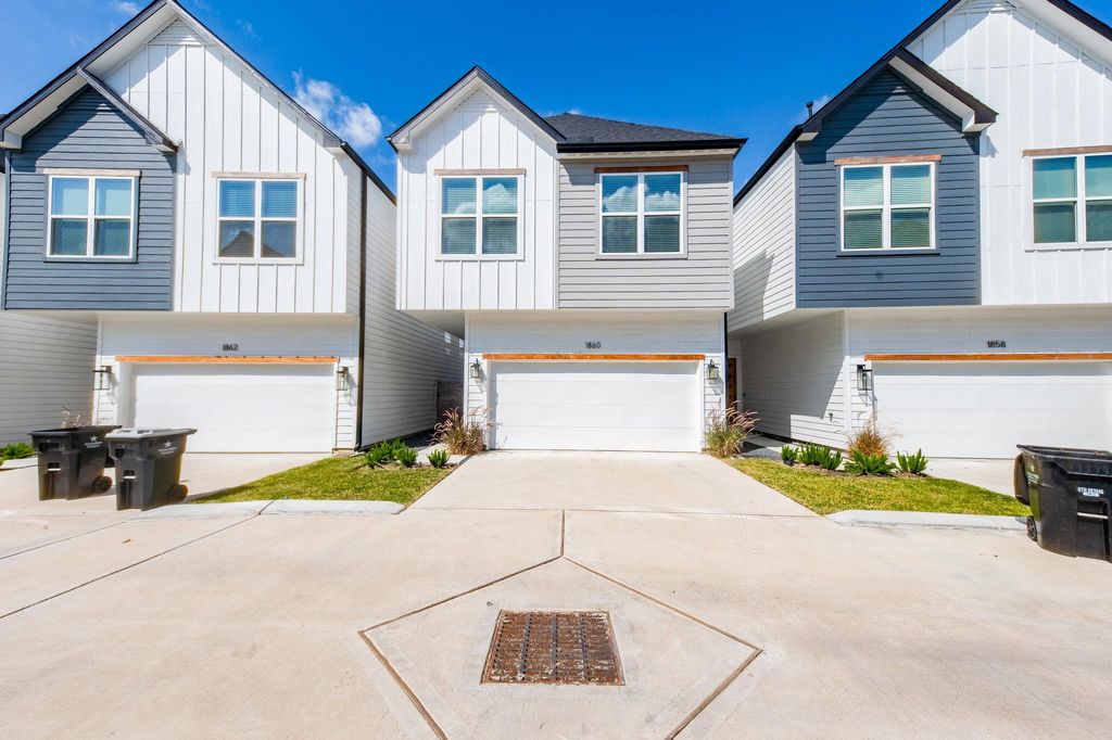 1860 W Tidwell Road, Houston, TX 77091