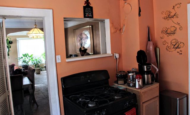 15370 Hartwell Street, Detroit, MI 48227