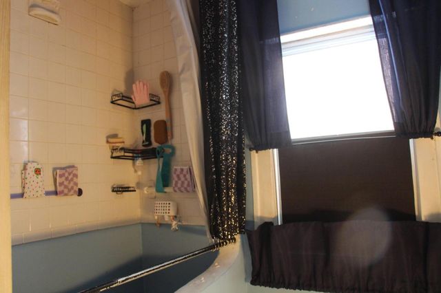 15370 Hartwell Street, Detroit, MI 48227