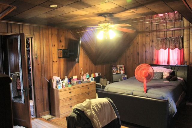 15370 Hartwell Street, Detroit, MI 48227