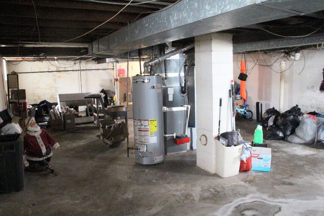 15370 Hartwell Street, Detroit, MI 48227