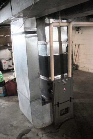 15370 Hartwell Street, Detroit, MI 48227