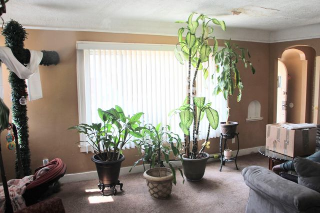 15370 Hartwell Street, Detroit, MI 48227