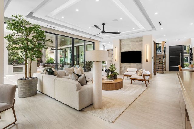 303 S Maya Palm Drive, Boca Raton, FL 33432