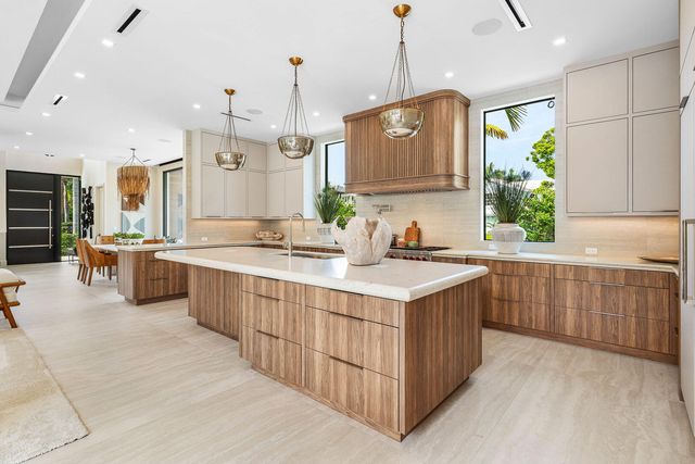303 S Maya Palm Drive, Boca Raton, FL 33432