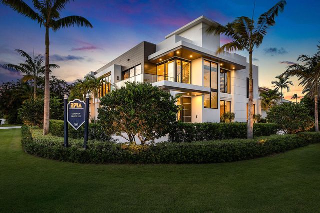 303 S Maya Palm Drive, Boca Raton, FL 33432