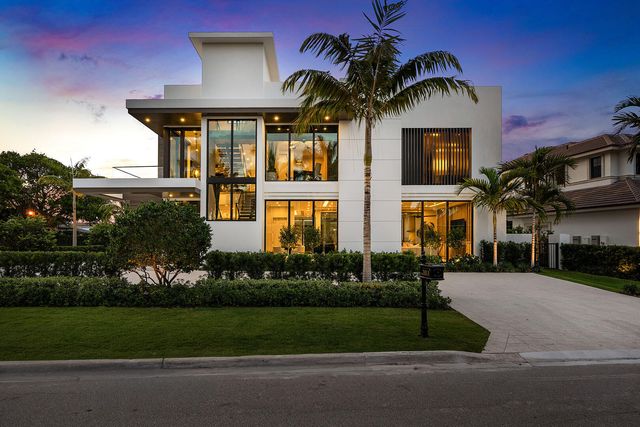 303 S Maya Palm Drive, Boca Raton, FL 33432