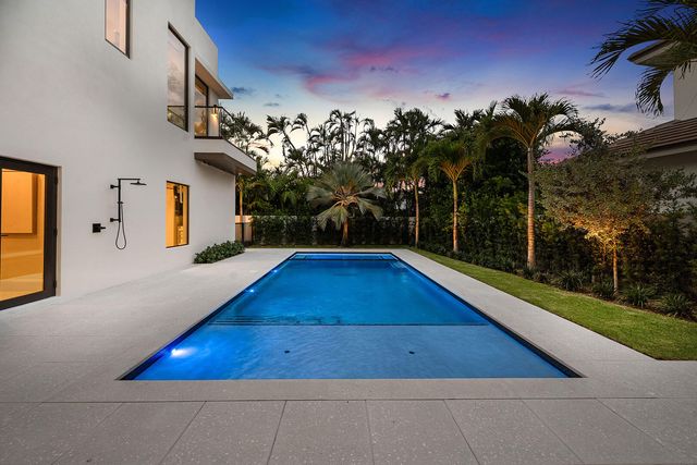 303 S Maya Palm Drive, Boca Raton, FL 33432