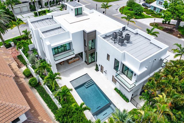 303 S Maya Palm Drive, Boca Raton, FL 33432