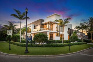 303 S Maya Palm Drive, Boca Raton, FL 33432