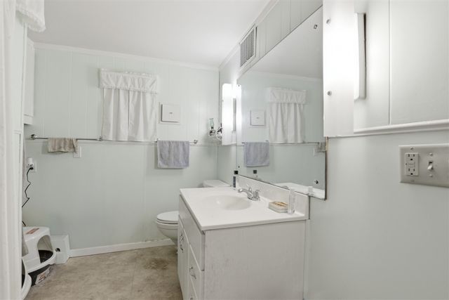 15359 N Clear Lake Drive, Big Rapids, MI 49307