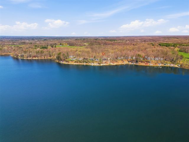15359 N Clear Lake Drive, Big Rapids, MI 49307