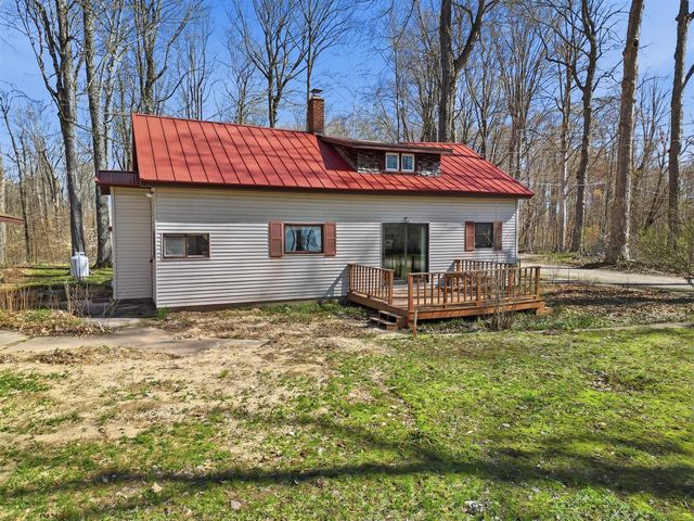 15359 N Clear Lake Drive, Big Rapids, MI 49307