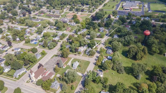630 MILL STREET, Manawa, WI 54949