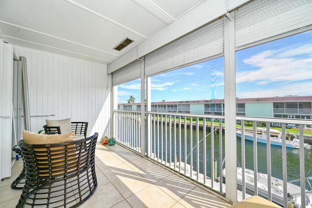 120 Wettaw Lane 210, North Palm Beach, FL 33408
