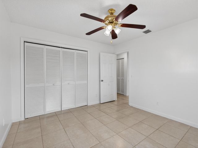 2548 Ida Way 3a, West Palm Beach, FL 33415