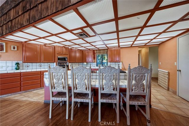 9196 Upper Lake Lucerne Rd, Upper Lake, CA 95485