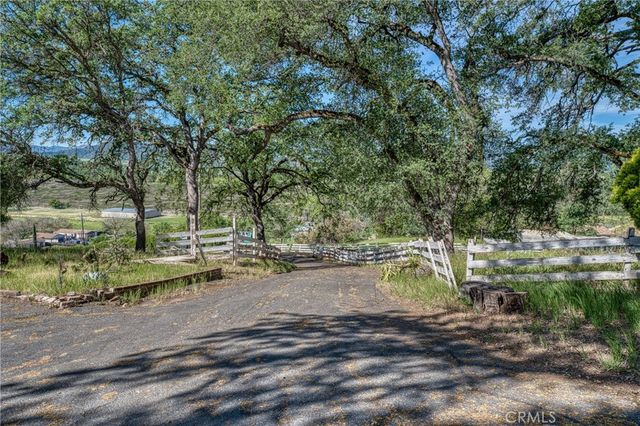 9196 Upper Lake Lucerne Rd, Upper Lake, CA 95485