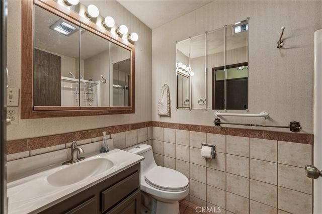 9196 Upper Lake Lucerne Rd, Upper Lake, CA 95485