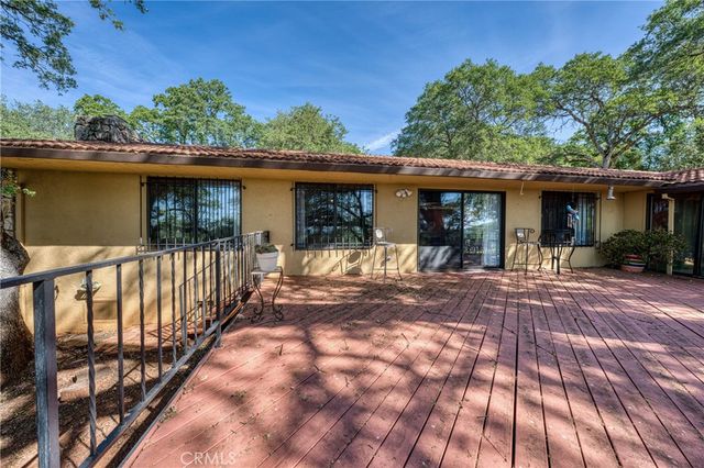 9196 Upper Lake Lucerne Rd, Upper Lake, CA 95485