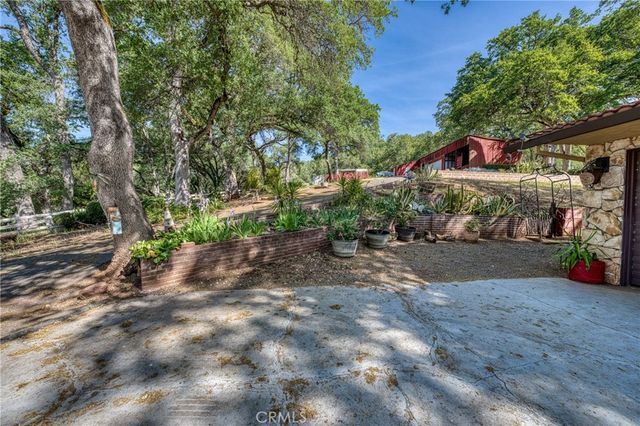 9196 Upper Lake Lucerne Rd, Upper Lake, CA 95485