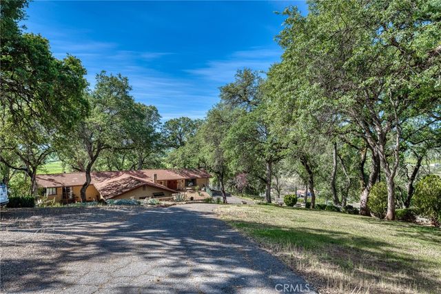 9196 Upper Lake Lucerne Rd, Upper Lake, CA 95485