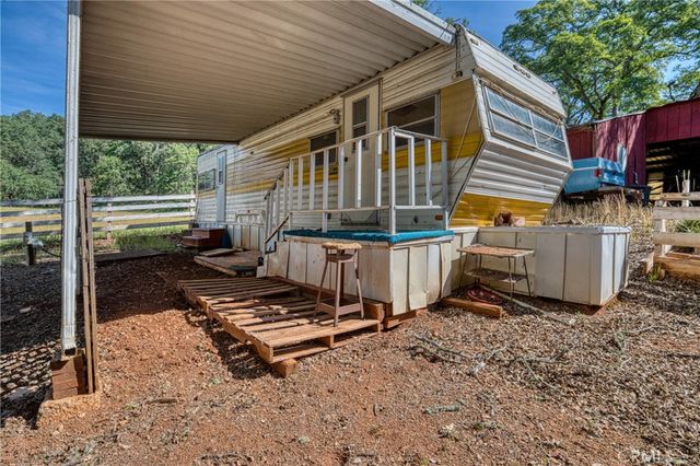 9196 Upper Lake Lucerne Rd, Upper Lake, CA 95485