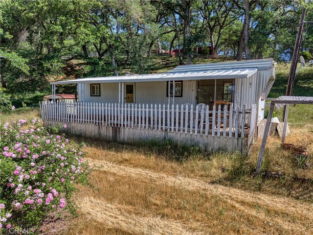 9196 Upper Lake Lucerne Rd, Upper Lake, CA 95485