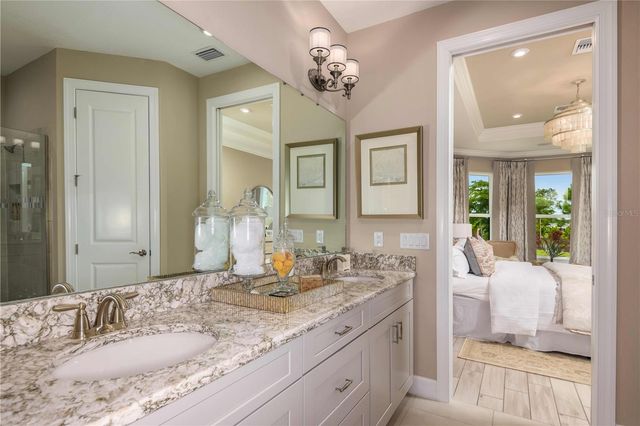 3129 ALBA CIRCLE, Bradenton, FL 34211