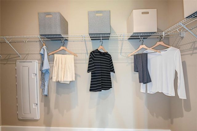 3129 ALBA CIRCLE, Bradenton, FL 34211