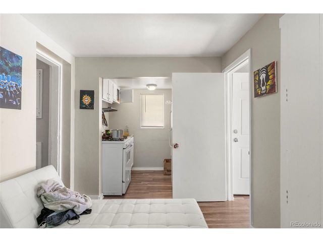 1558 Dallas St, Aurora, CO 80010