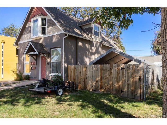 1558 Dallas St, Aurora, CO 80010