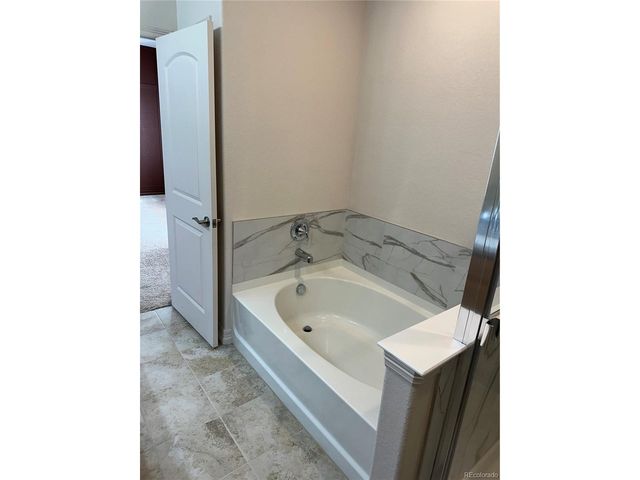 56482 E 23rd Ave, Strasburg, CO 80136