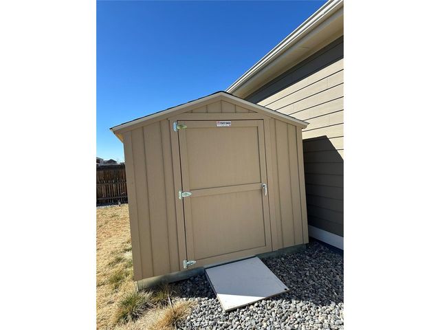 56482 E 23rd Ave, Strasburg, CO 80136